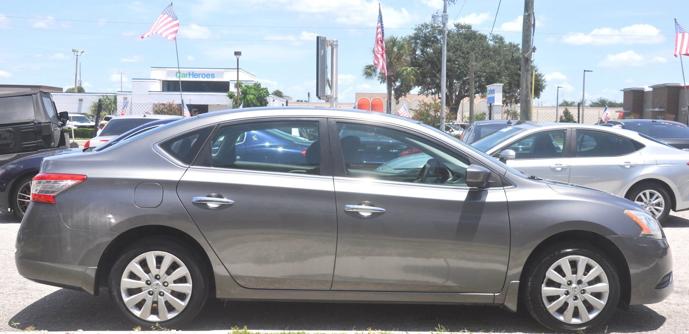Used 2015 Nissan Sentra SV FWD image 12