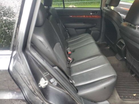 Used 2011 Subaru Outback 2.5i Limited image 21
