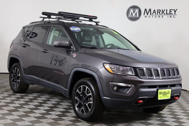 Used 2019 Jeep Compass Trailhawk w/ Leather Interior Group AWD/4WD image 1
