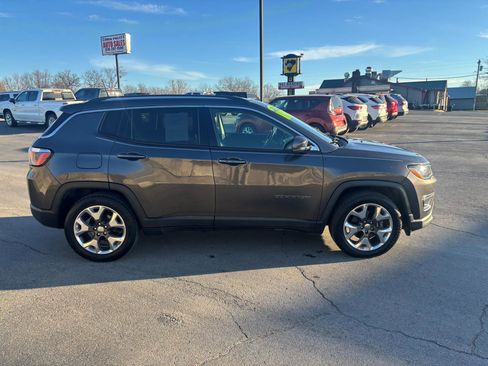 Used 2019 Jeep Compass Limited image 8