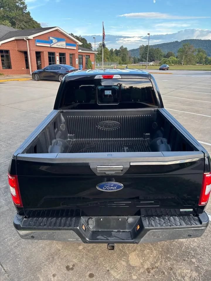 Used 2020 Ford F150 XLT w/ Equipment Group 302A Luxury AWD/4WD image 5