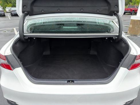 Used 2021 Toyota Camry LE FWD image 25