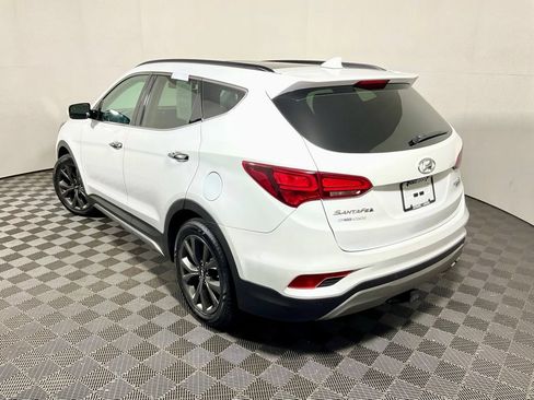 Used 2018 Hyundai Santa Fe Sport w/ 2.0T Ultimate Tech Package 05 AWD/4WD image 14