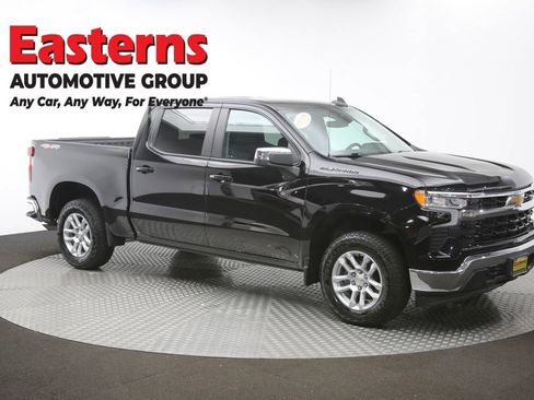 Used 2023 Chevrolet Silverado 1500 LT AWD/4WD image 50