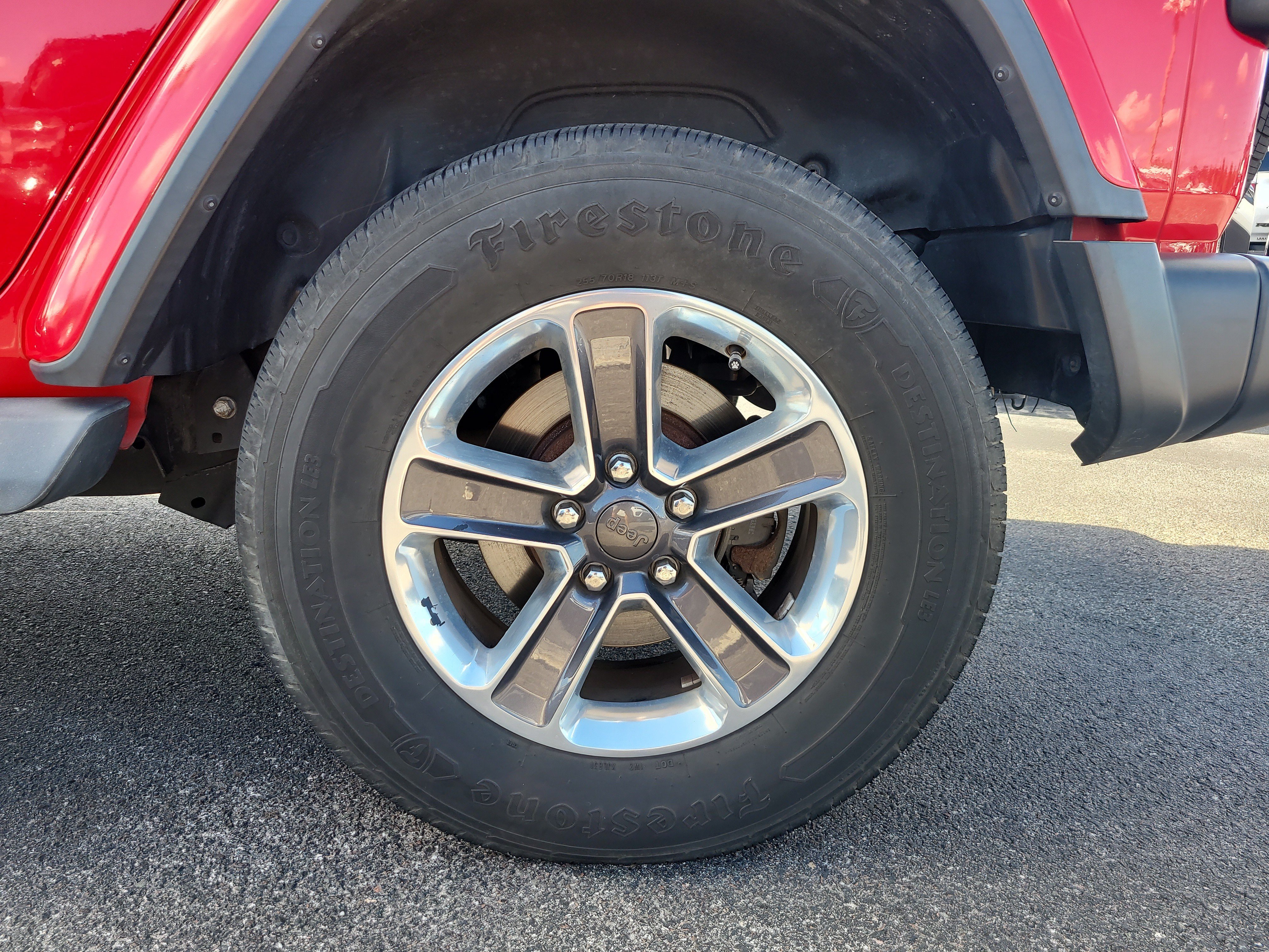 Used 2019 Jeep Wrangler Unlimited Sahara AWD/4WD image 8
