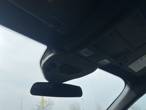 Used 2024 Ford Escape ST-Line image 22