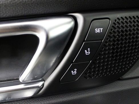 Used 2022 Kia Telluride SX w/ SX Prestige Package image 22