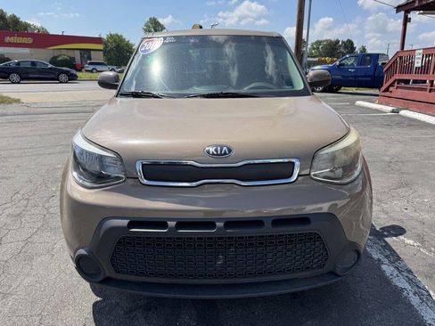 Used 2015 Kia Soul image 2