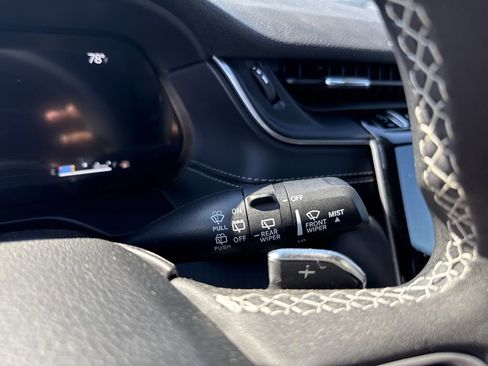 New 2025 Jeep Grand Cherokee L Laredo w/ Trailer Tow Package image 23