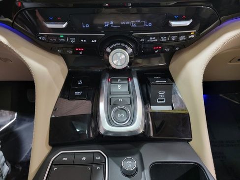 Used 2023 Acura MDX SH-AWD w/ Advance Package image 27