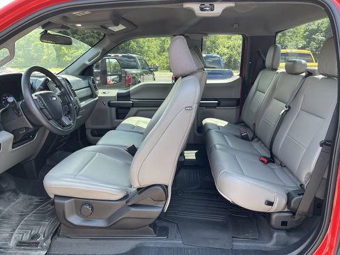 Used 2021 Ford F250 XL w/ Power Equipment Group AWD/4WD image 11