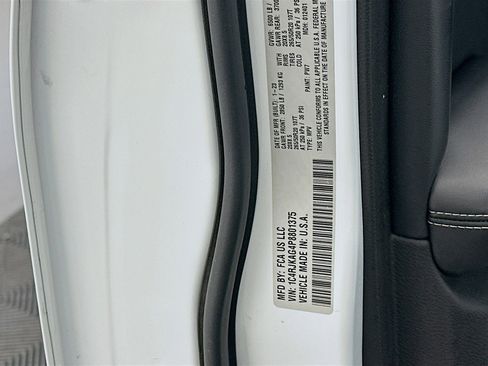 Used 2023 Jeep Grand Cherokee L Laredo image 12