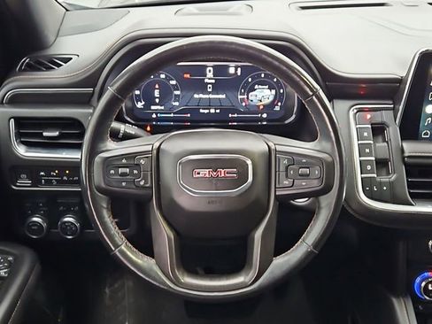 Used 2022 GMC Yukon AT4 image 12