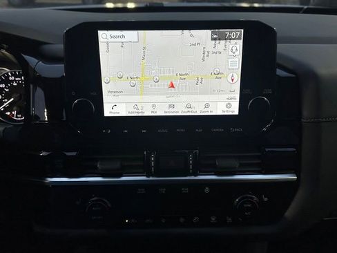 Certified 2025 Nissan Pathfinder SL image 31