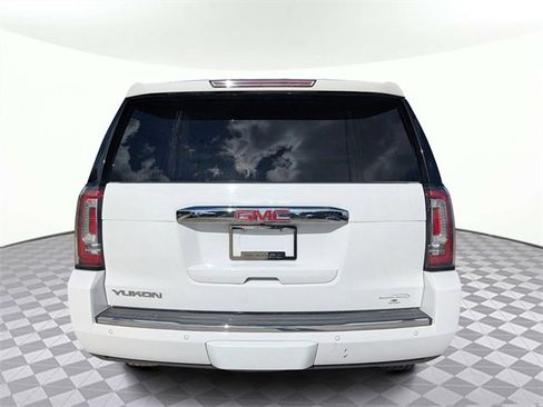 Used 2020 GMC Yukon Denali w/ Enhanced Security Package image 5