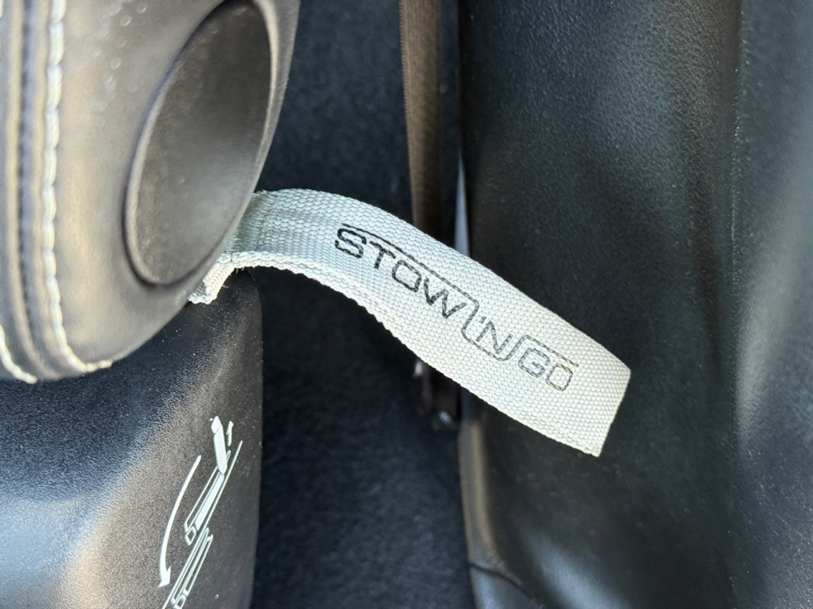 Used 2025 Chrysler Pacifica Select FWD image 32