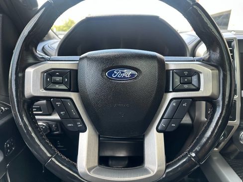 Used 2018 Ford F150 Platinum w/ Equipment Group 701A Luxury image 37
