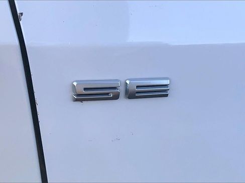 Used 2020 Ford Escape SE image 31