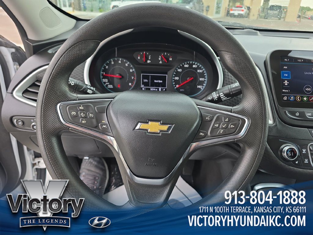 Used 2024 Chevrolet Malibu LT FWD image 14