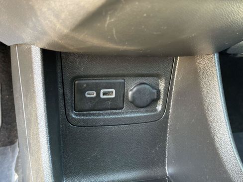 Used 2022 Chevrolet Spark LS FWD image 31