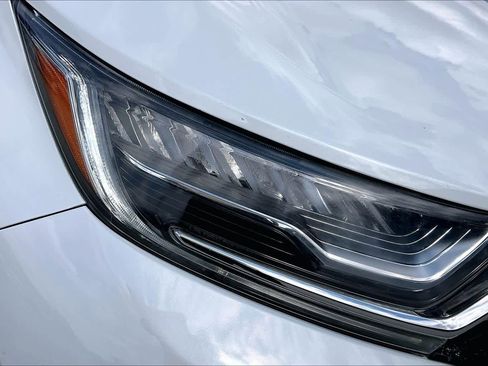 Used 2020 Honda CR-V Touring image 28