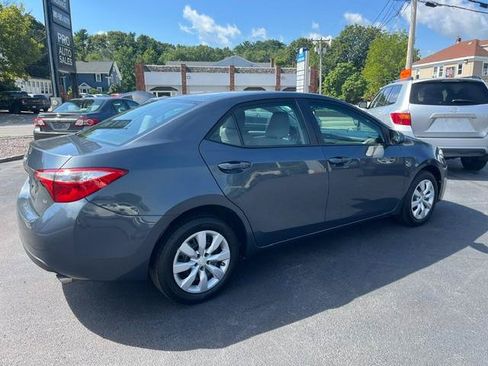 Used 2015 Toyota Corolla LE FWD image 3