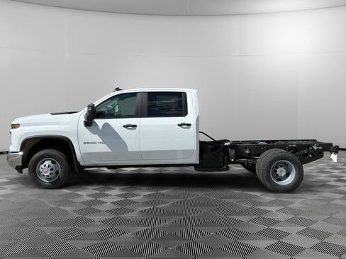 New 2026 Chevrolet Silverado 3500 W/T w/ WT Convenience Package AWD/4WD image 2