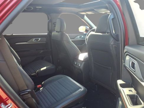 New 2026 Ford Explorer ST-Line image 11