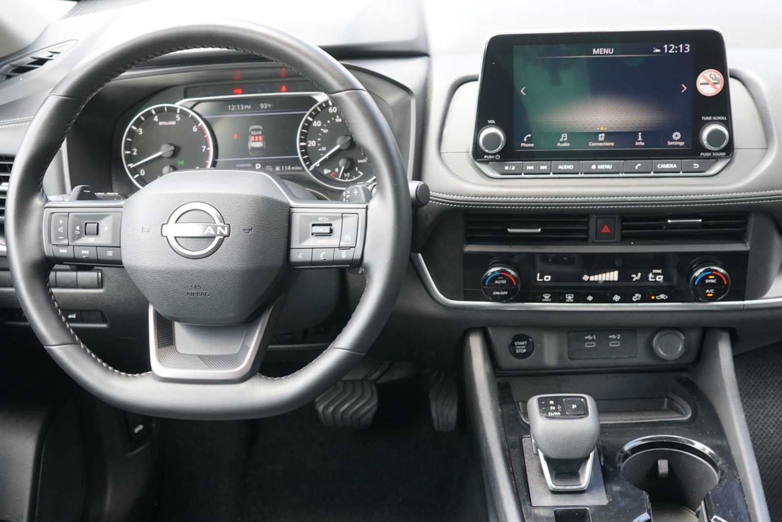 Used 2025 Nissan Rogue SV FWD image 21