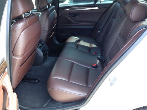 Used 2015 BMW 550i Sedan RWD image 19