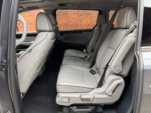 Used 2023 Honda Odyssey Elite image 24