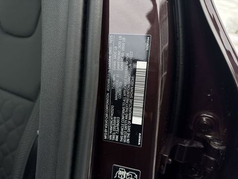 New 2026 Volvo XC60 B5 Plus w/ Protection Package Premier image 35