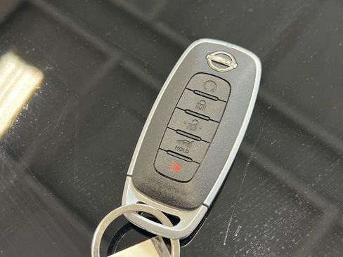 Used 2023 Nissan Pathfinder SL image 36