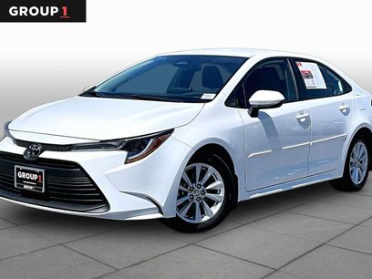 Used 2025 Toyota Corolla LE w/ LE Premium Package