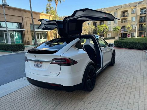 Used 2021 Tesla Model X Long Range AWD/4WD image 7