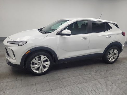 Used 2024 Buick Encore GX Preferred FWD image 2