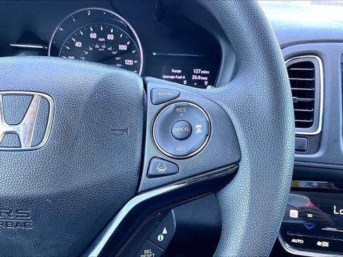 Used 2021 Honda HR-V EX image 25