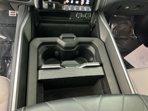 Used 2022 RAM 1500 Limited AWD/4WD image 21
