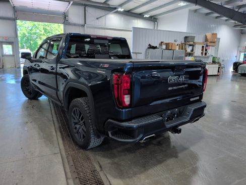 Used 2020 GMC Sierra 1500 Elevation w/ Elevation Value Package AWD/4WD image 4