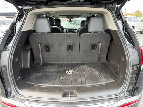 Used 2019 Buick Enclave Essence AWD/4WD image 15