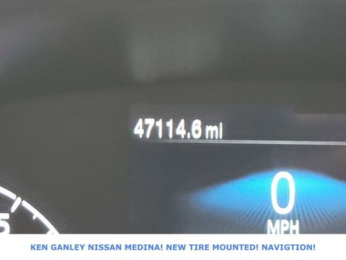 Used 2023 Ford Transit 350 XLT image 32