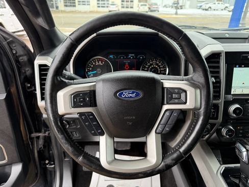 Used 2018 Ford F150 Lariat w/ Equipment Group 502A Luxury image 16
