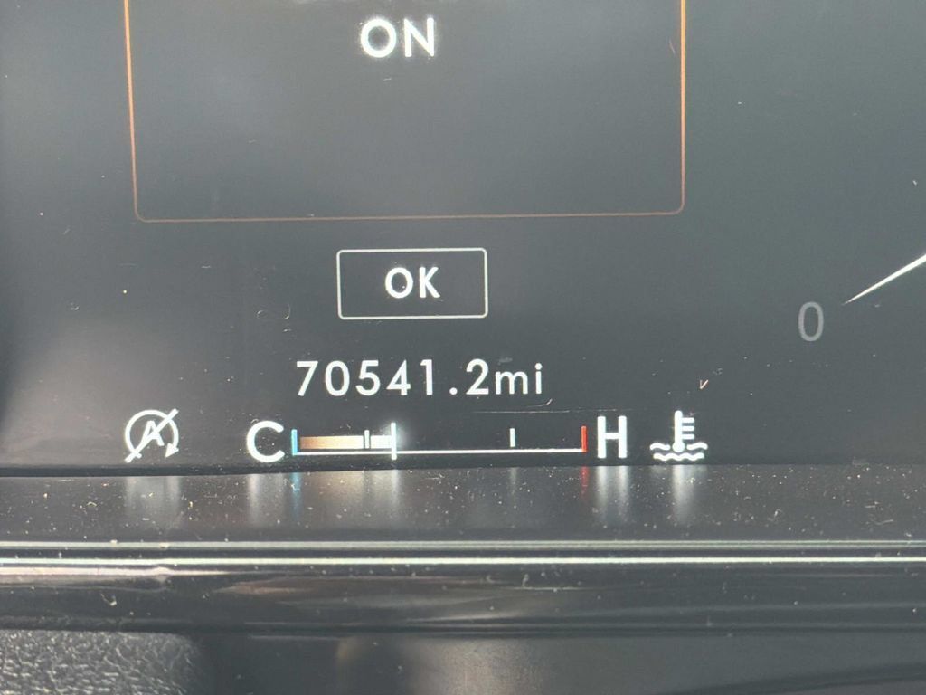 Certified 2021 Lincoln Navigator Reserve RWD image 2