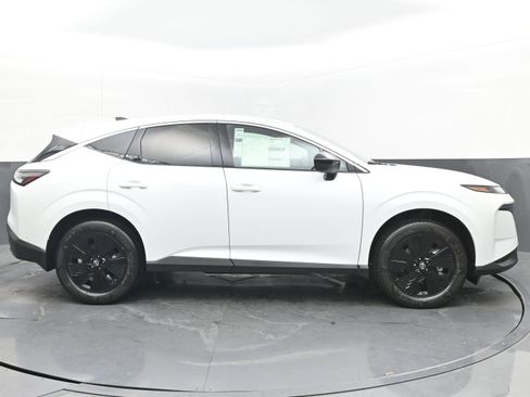 New 2025 Nissan Murano SV image 8