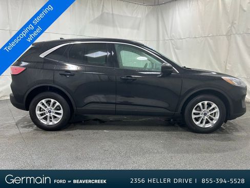 Certified 2022 Ford Escape SE w/ Cold Weather Package image 9