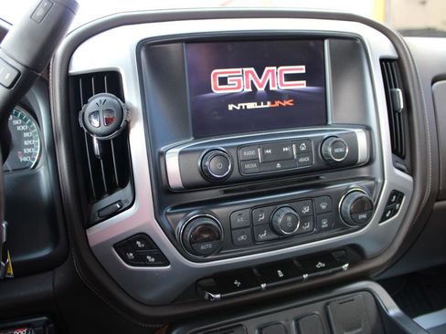 Used 2018 GMC Sierra 1500 SLT w/ SLT Premium Package image 29
