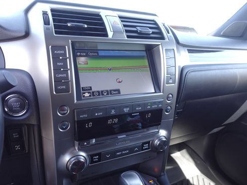 Used 2021 Lexus GX 460 Premium w/ Premium Package AWD/4WD image 20