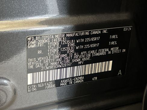 Used 2024 Toyota RAV4 XLE FWD image 38