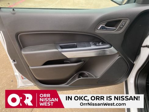 Used 2022 Chevrolet Colorado LT w/ Fleet Safety Package image 15