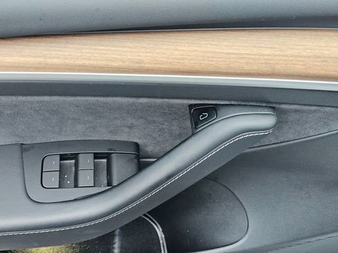 Used 2022 Tesla Model 3 Performance image 22